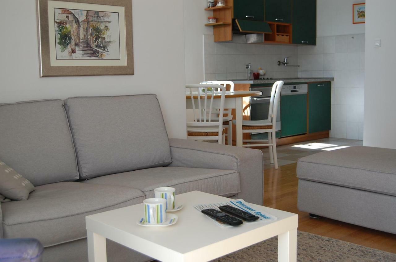 Apartment Definis Split Eksteriør billede